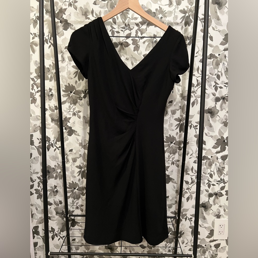 Banana Republic classic little black dress Size 0